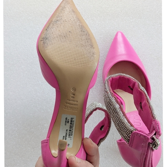 Schutz Linara Napa Leather Pump - Picture 7 of 8